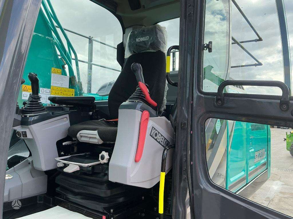 Kobelco SK 210 LC, ekskavatoriai