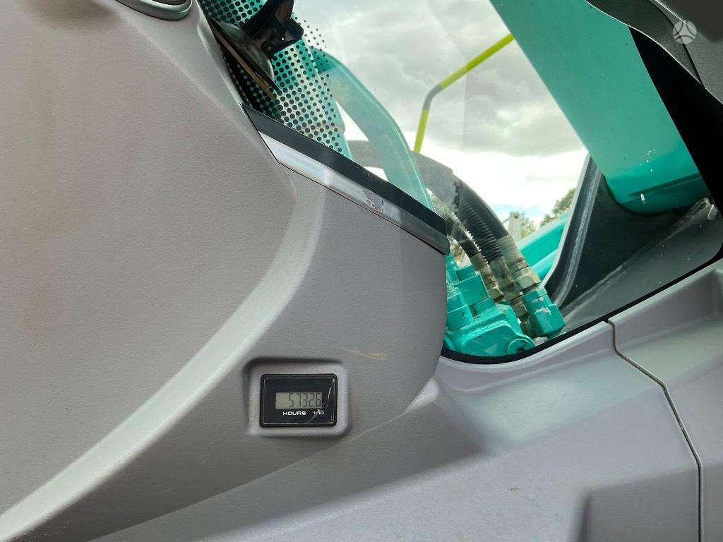Kobelco SK 210 LC, ekskavatoriai