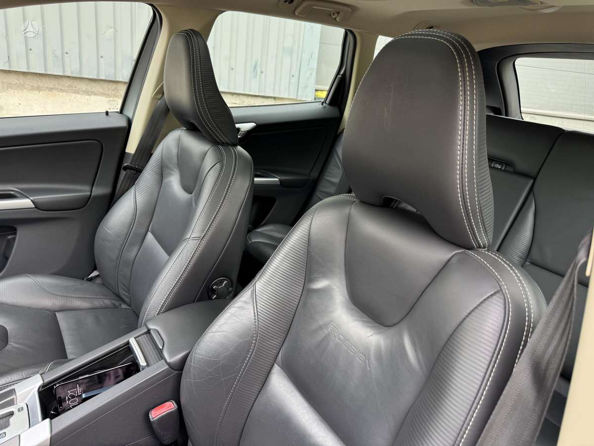 Volvo XC60 - 8