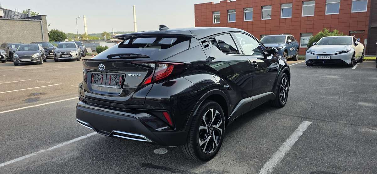 Toyota C-HR - 4