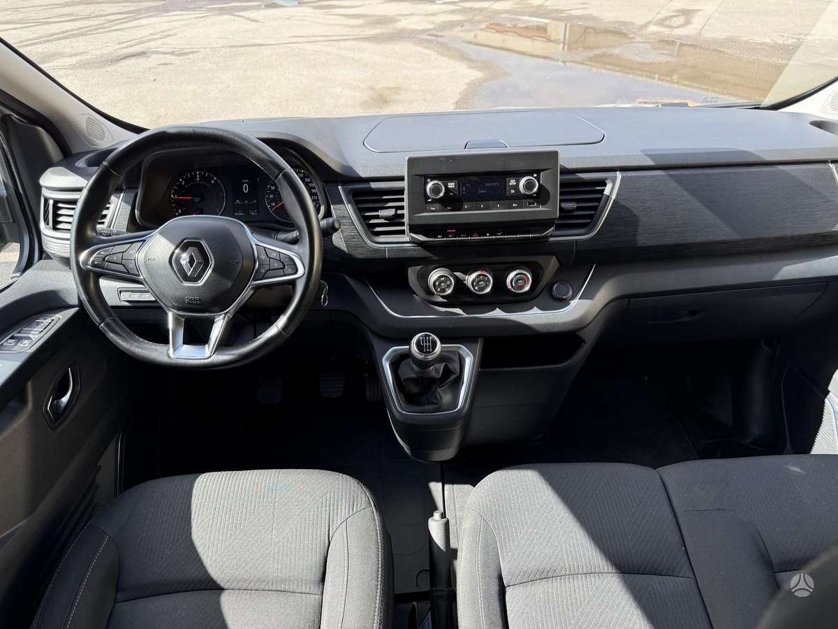 Renault Trafic - 9