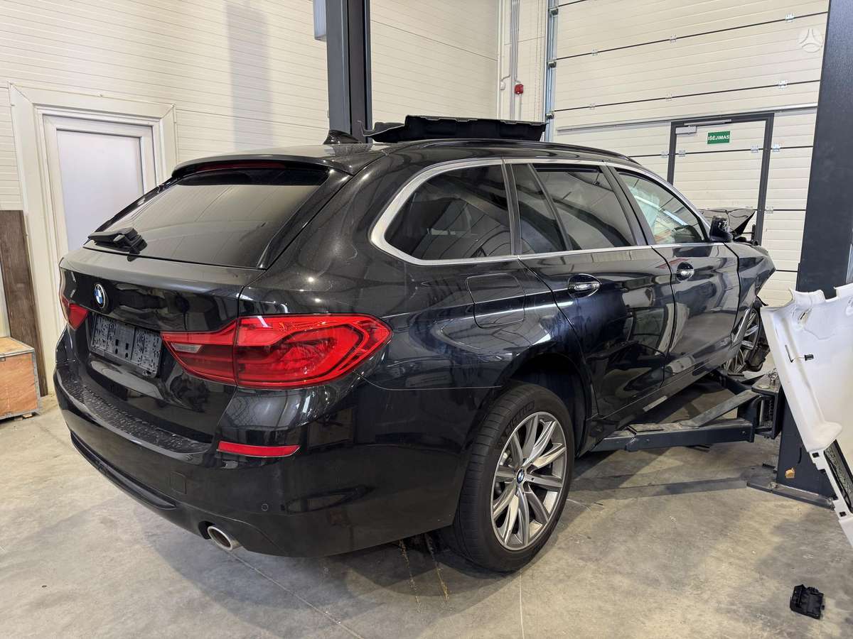 BMW 530 по частям. Spalvos kodas 475