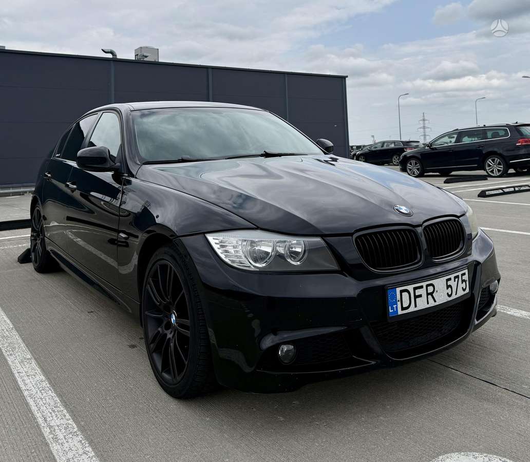 BMW 318, 2.0 l., Седан