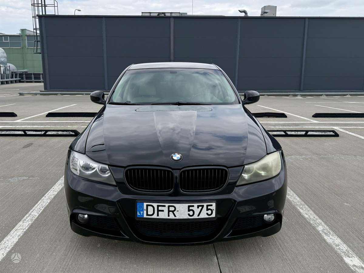 BMW 318, 2.0 l., Седан