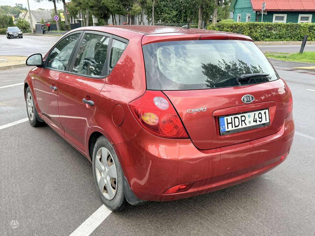 Kia Ceed, 1.4 l., Хэтчбек