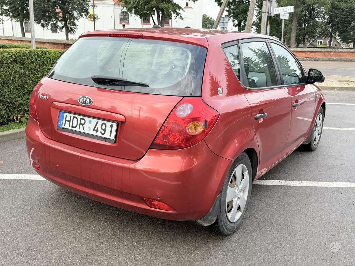 Kia Ceed, 1.4 l., Хэтчбек