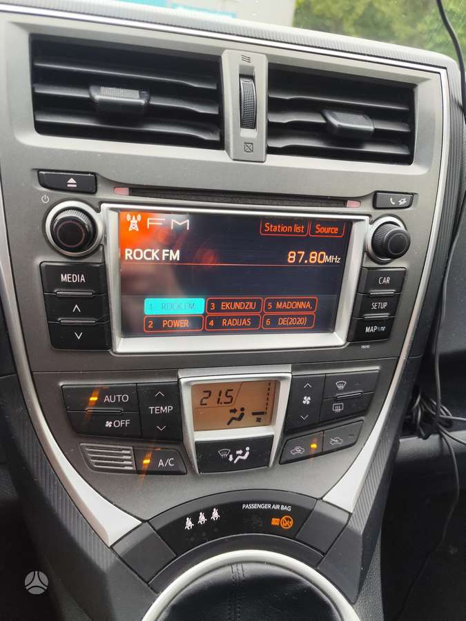 Toyota Verso-S - 5