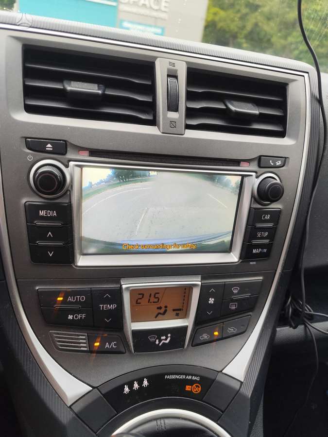 Toyota Verso-S - 6