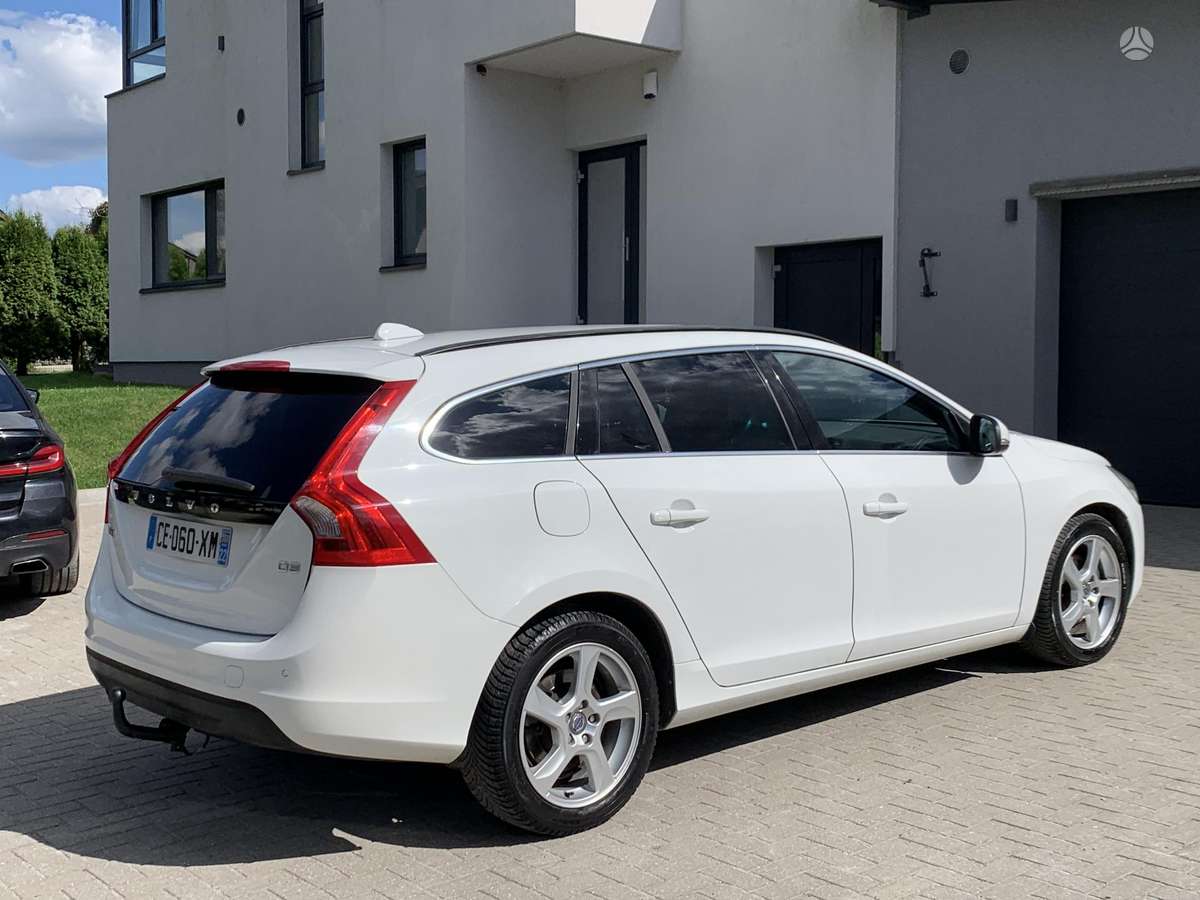 Volvo V60, 2.0 l., universalas