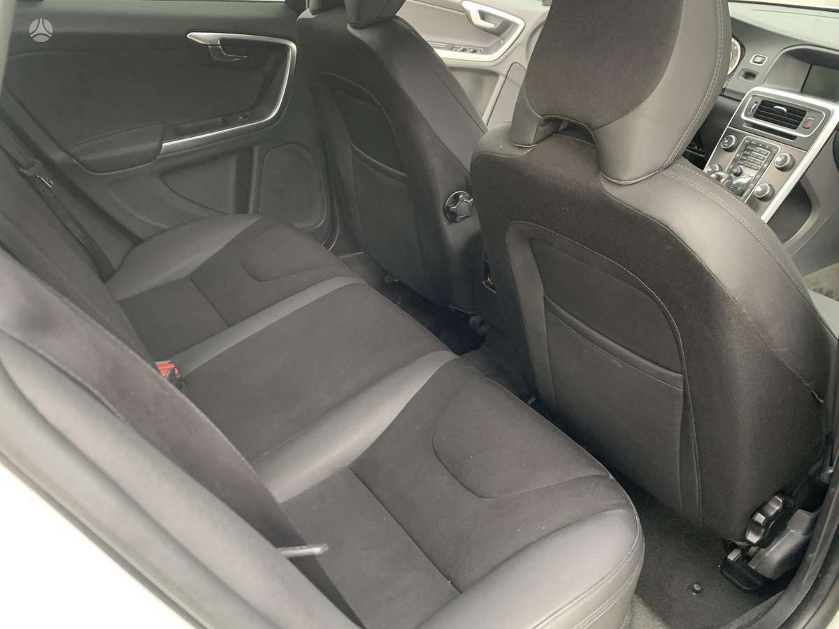 Volvo V60, 2.0 l., wagon