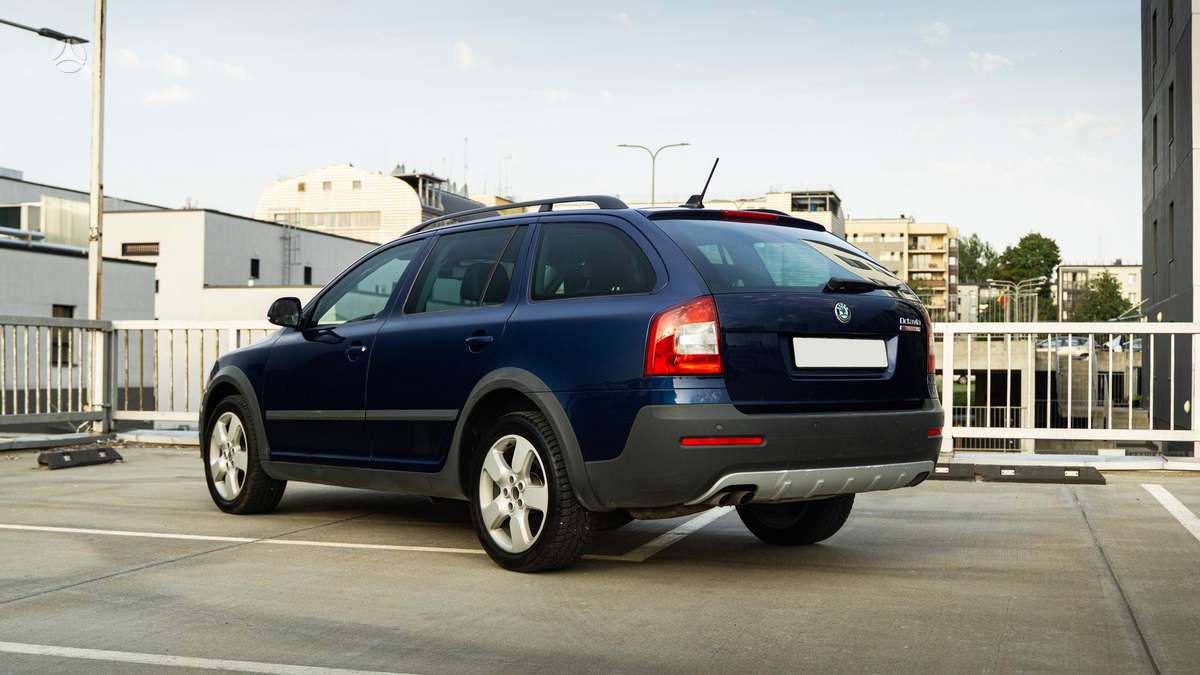 Škoda Octavia Scout - 2