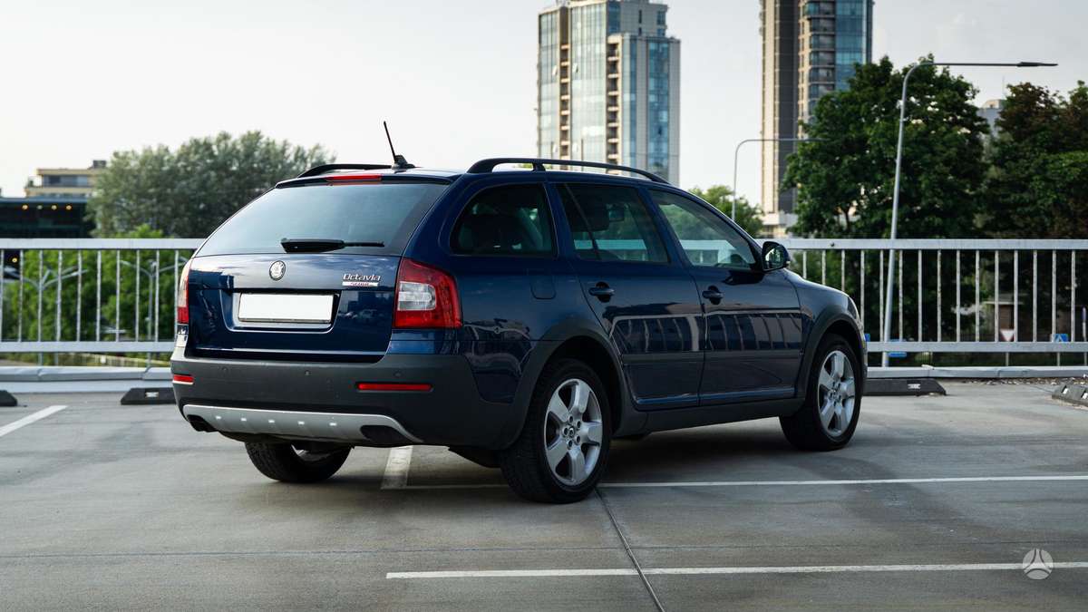 Škoda Octavia Scout - 5