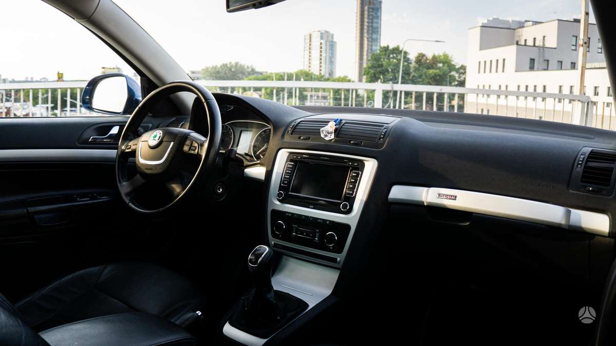 Skoda Octavia Scout, 2.0 l., Универсал