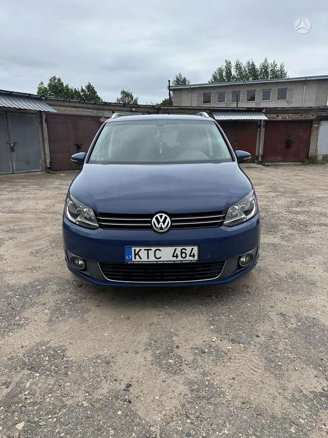 Volkswagen Touran - 1