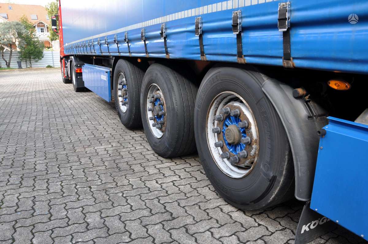 Kögel S 24-1, curtainsider with dropside