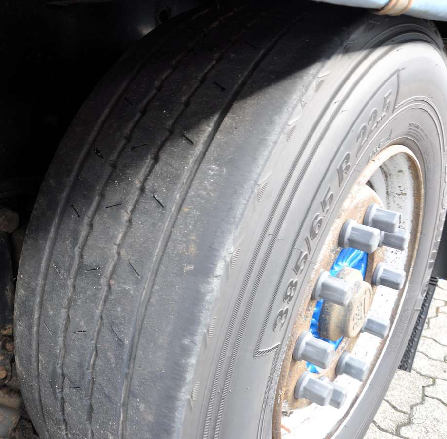 Kögel S 24-1, бортовые с пологами