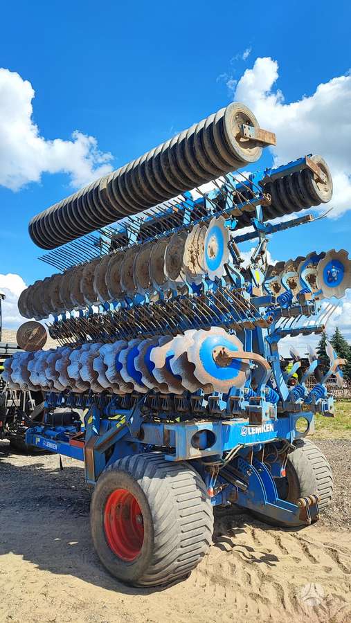 Lemken Gigant 10s, scrapers, scrubbers