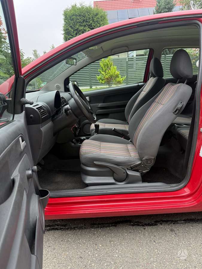 Volkswagen Fox, 1.2 l., Хэтчбек