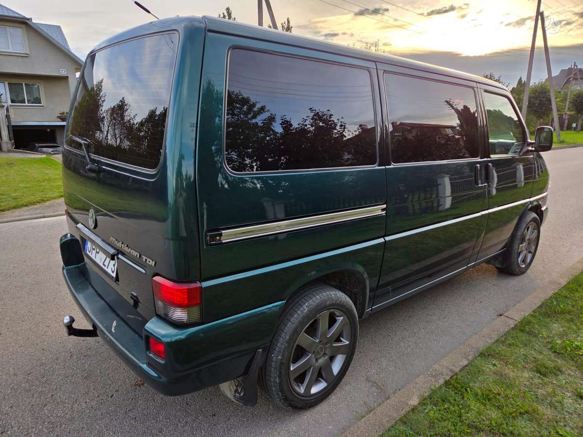 Volkswagen Multivan - 4