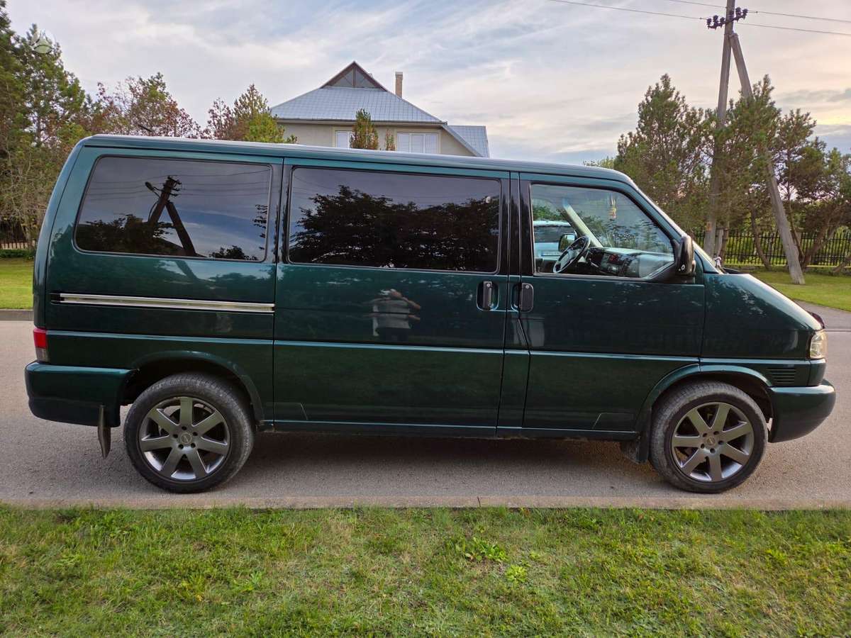 Volkswagen Multivan - 5