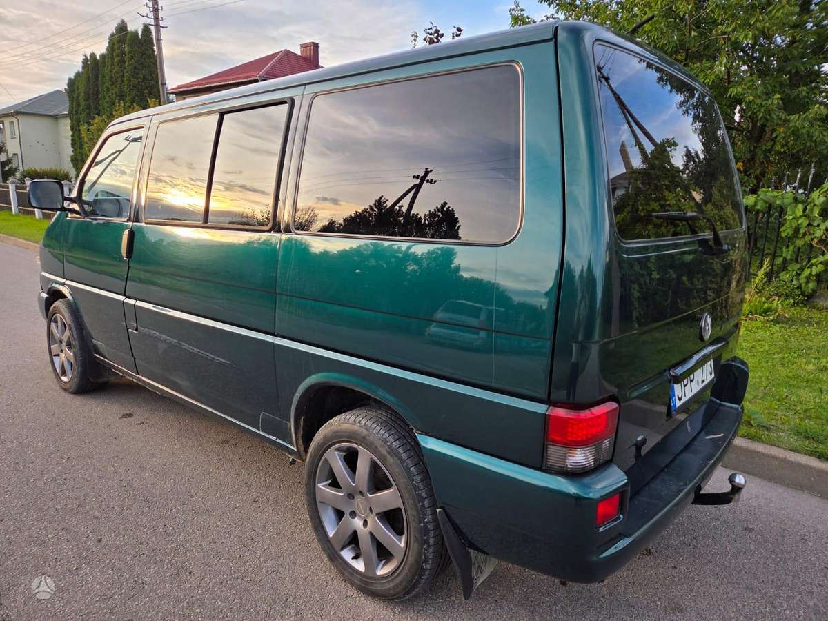 Volkswagen Multivan - 6