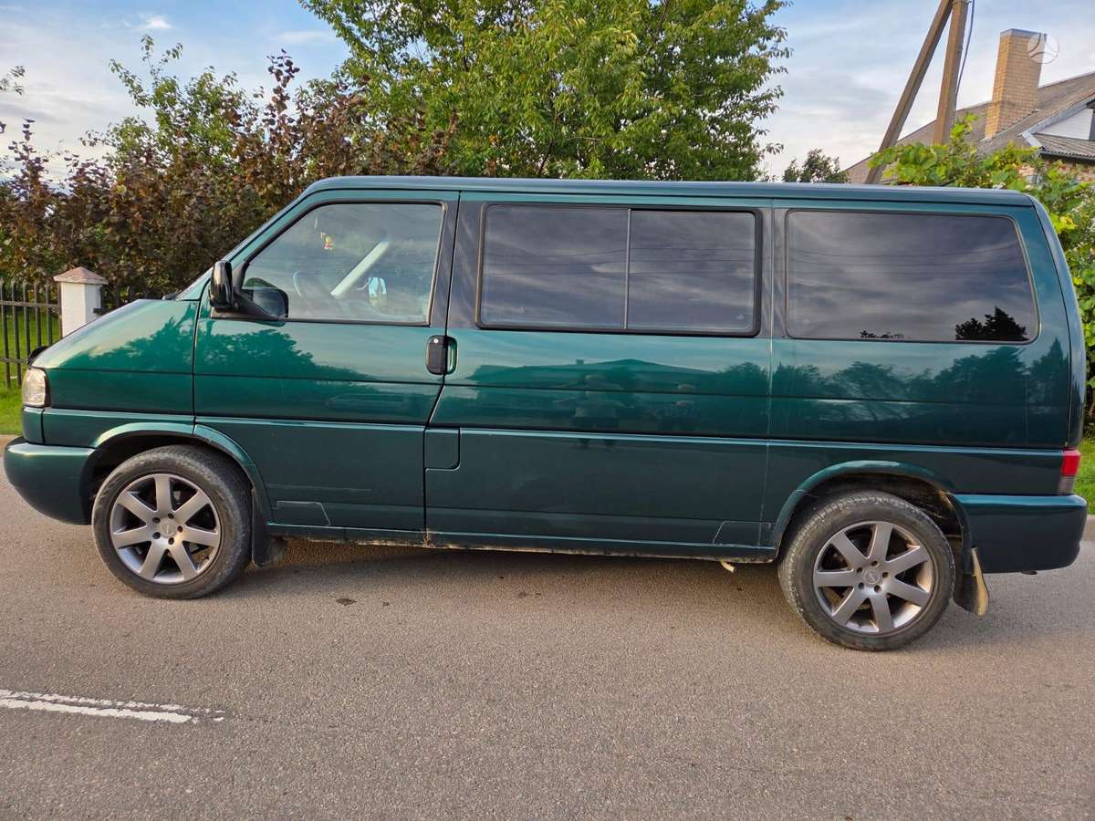 Volkswagen Multivan - 3
