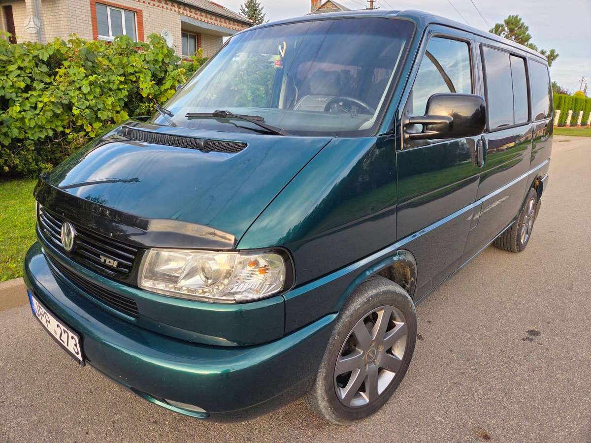 Volkswagen Multivan - 8