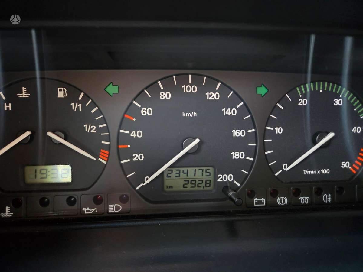 Volkswagen Multivan - 11