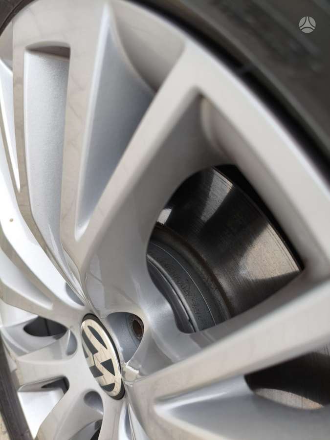Volkswagen Sharan - 9