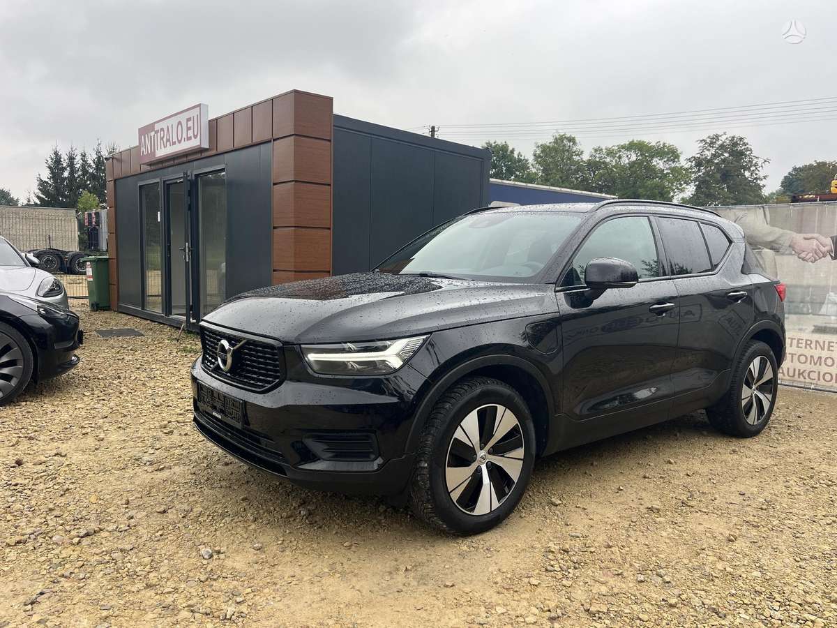 Volvo XC40 - 2