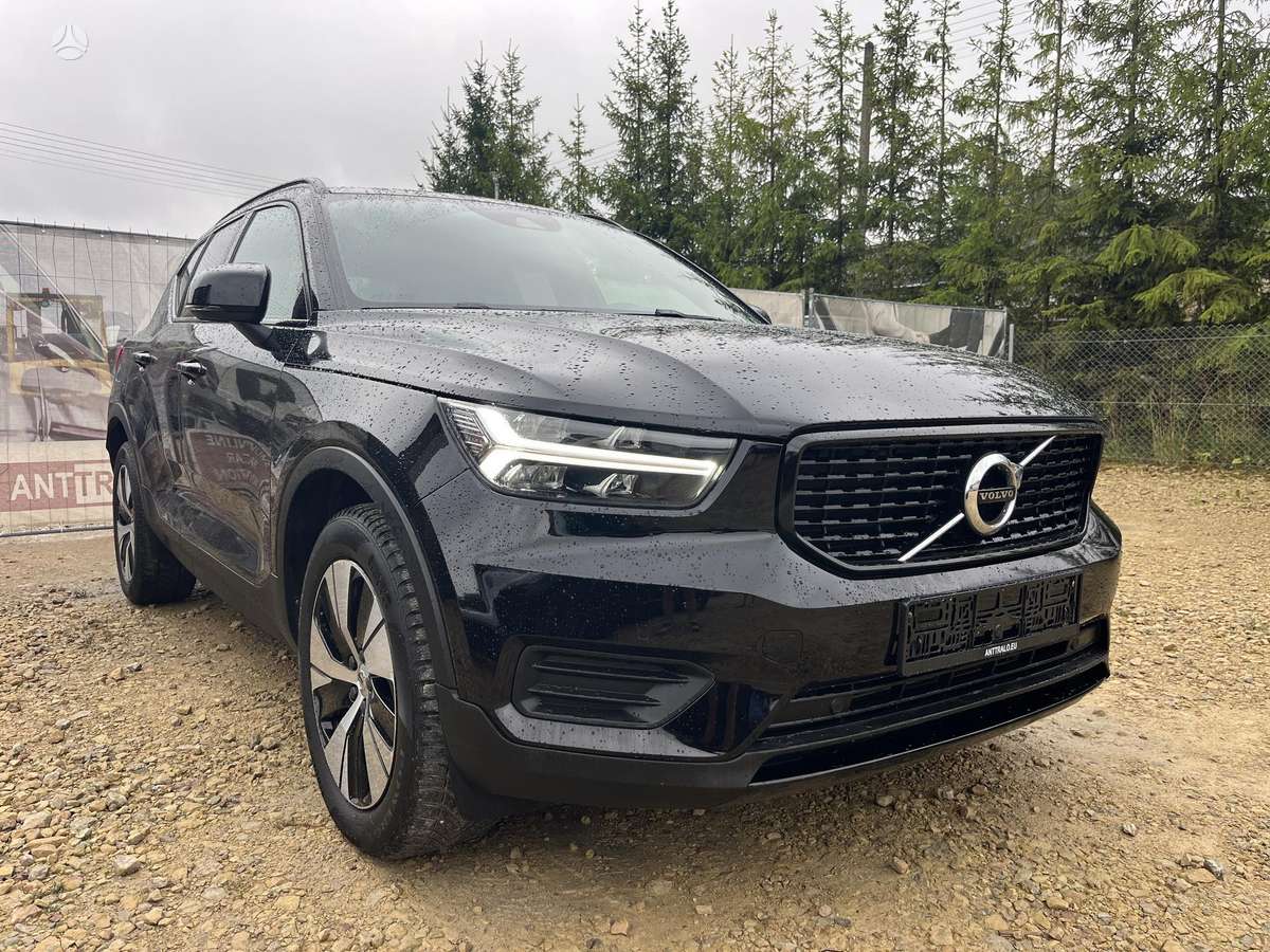 Volvo XC40 - 3