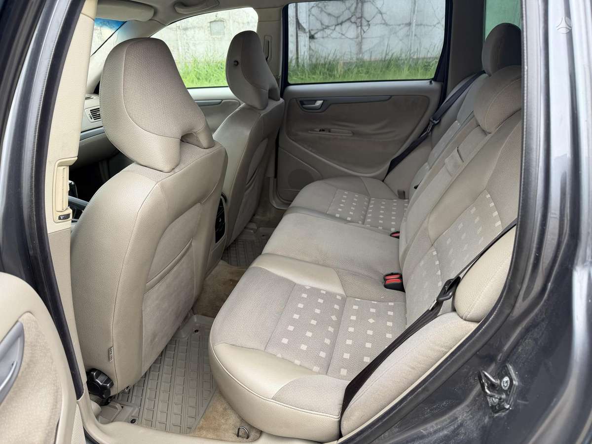Volvo V70, 2.4 l., Универсал