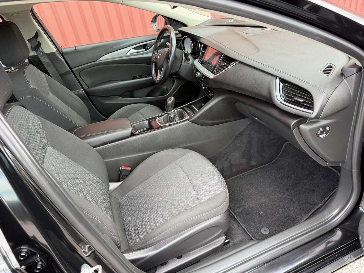 Opel Insignia, 1.6 l., Универсал
