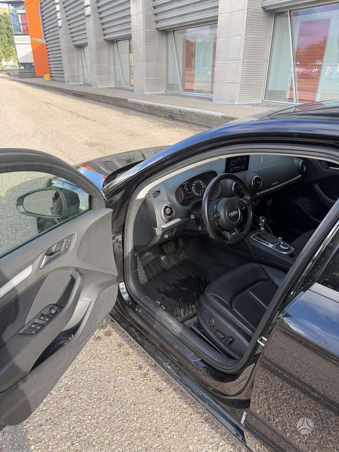 Audi A3, 2.0 l., Седан
