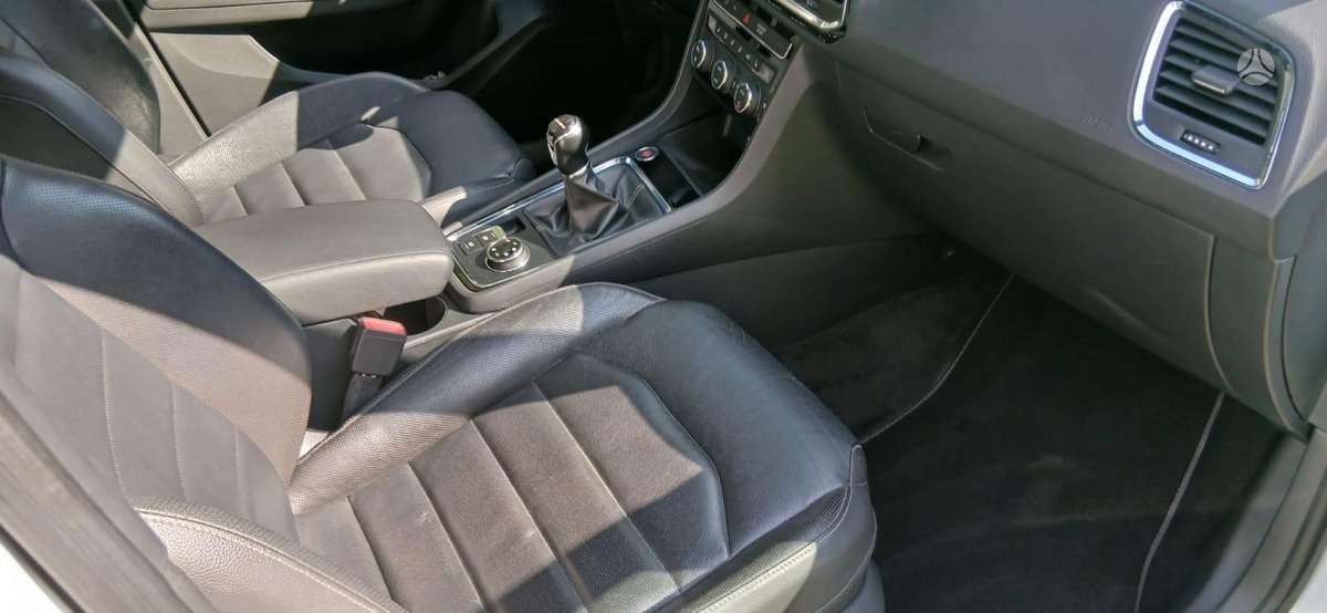 Seat Ateca, 2.0 l., Внедорожник / Кроссовер