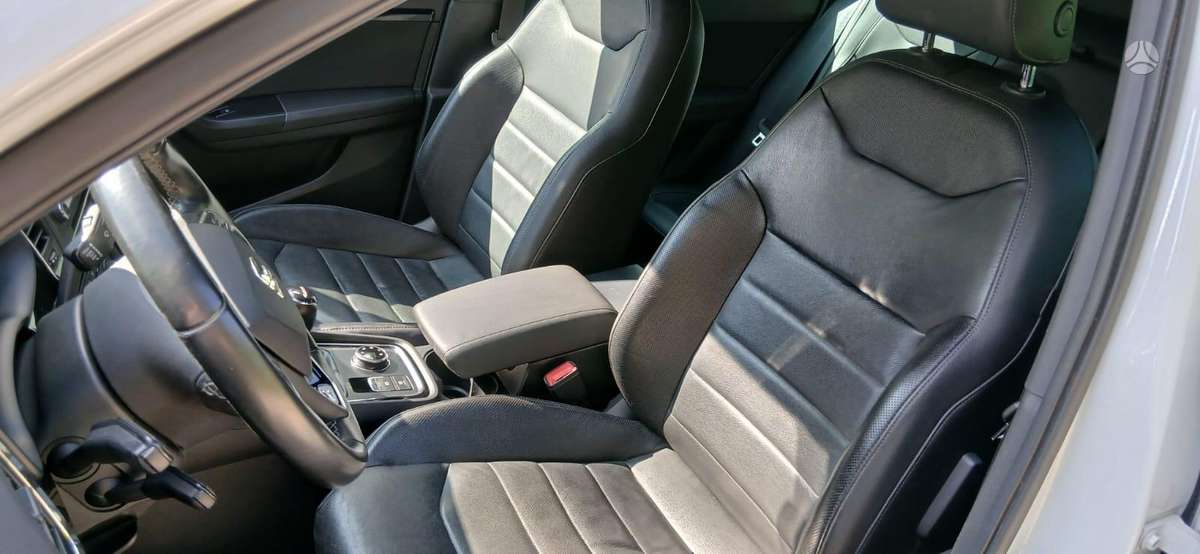Seat Ateca, 2.0 l., Внедорожник / Кроссовер