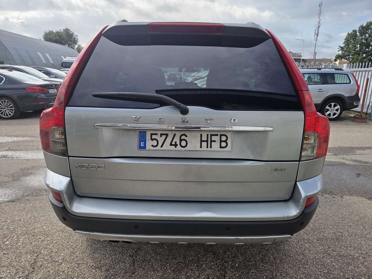 Volvo XC90 - 5