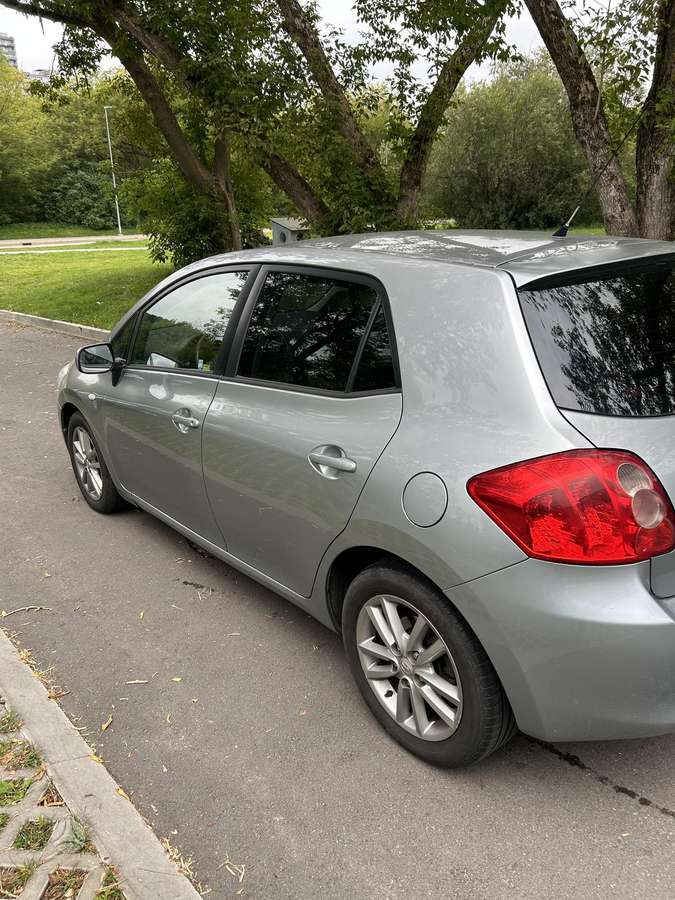 Toyota Auris, 2.0 l., hatchback