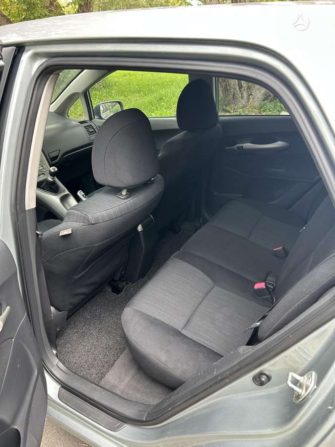 Toyota Auris, 2.0 l., hatchback