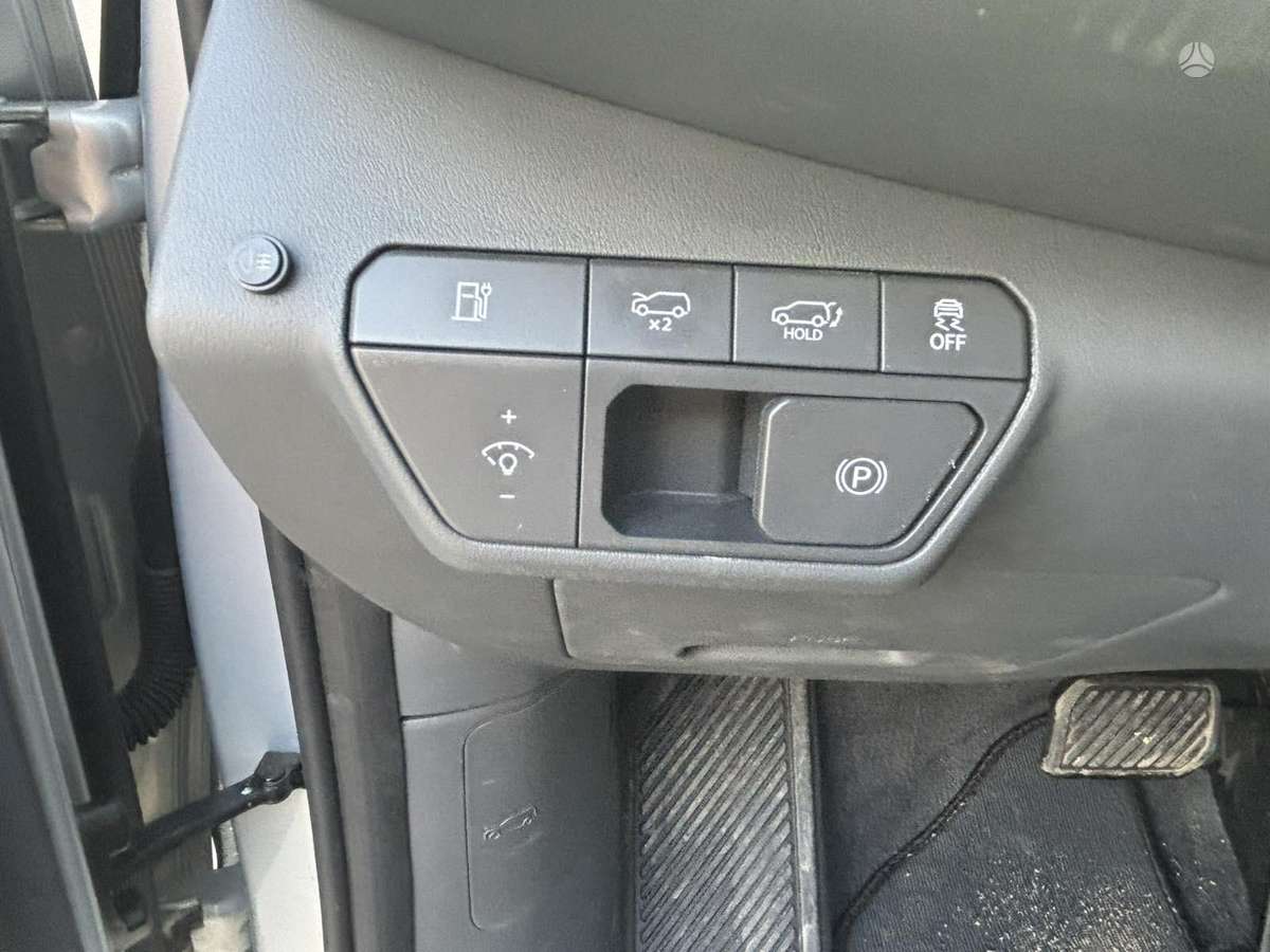 Kia EV9, 76 kWh, off-road / crossover