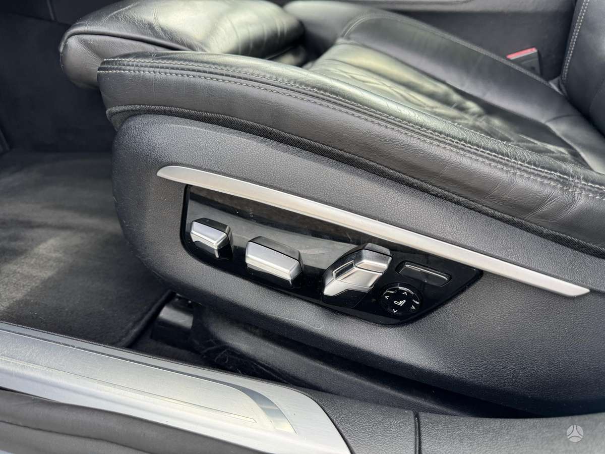 BMW 740, 3.0 l., Седан