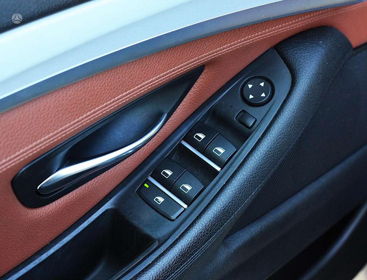 BMW 525, 2.0 l., Универсал