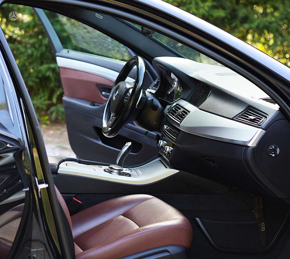 BMW 525, 2.0 l., Универсал