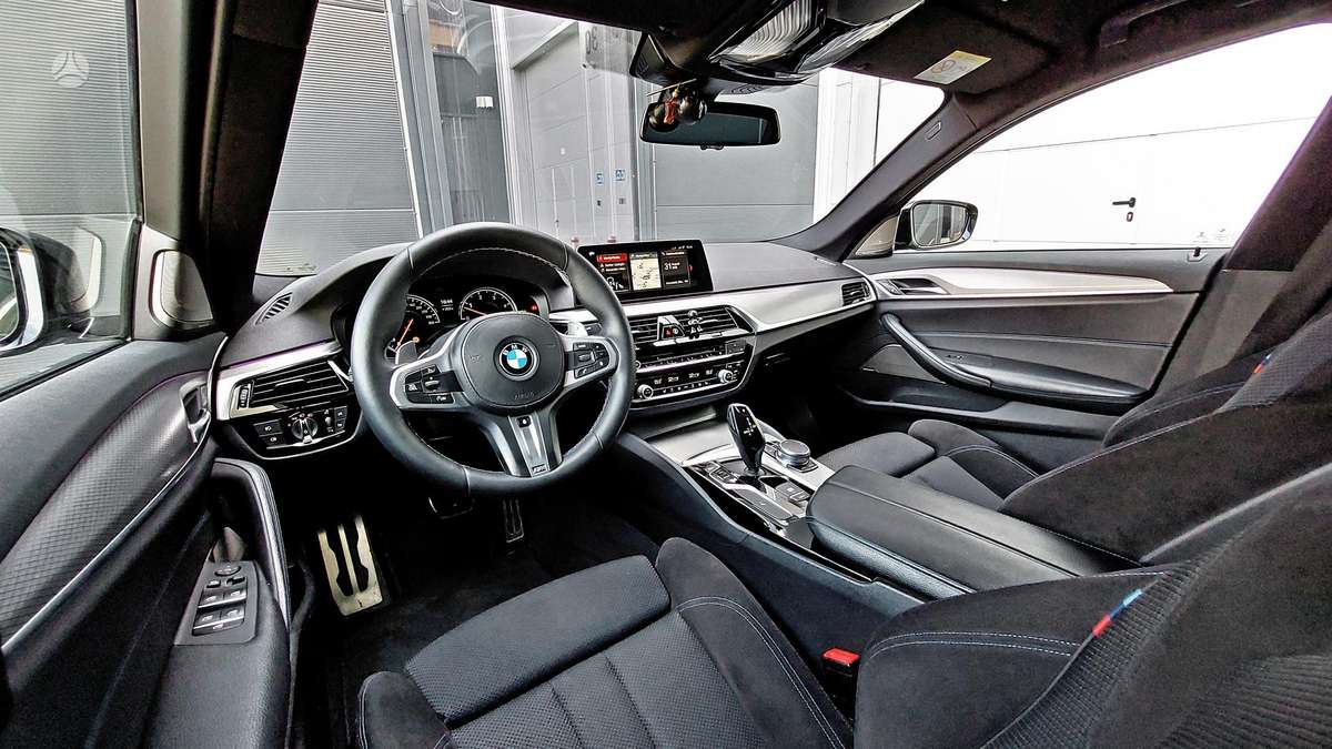 BMW 530, 3.0 l., Седан
