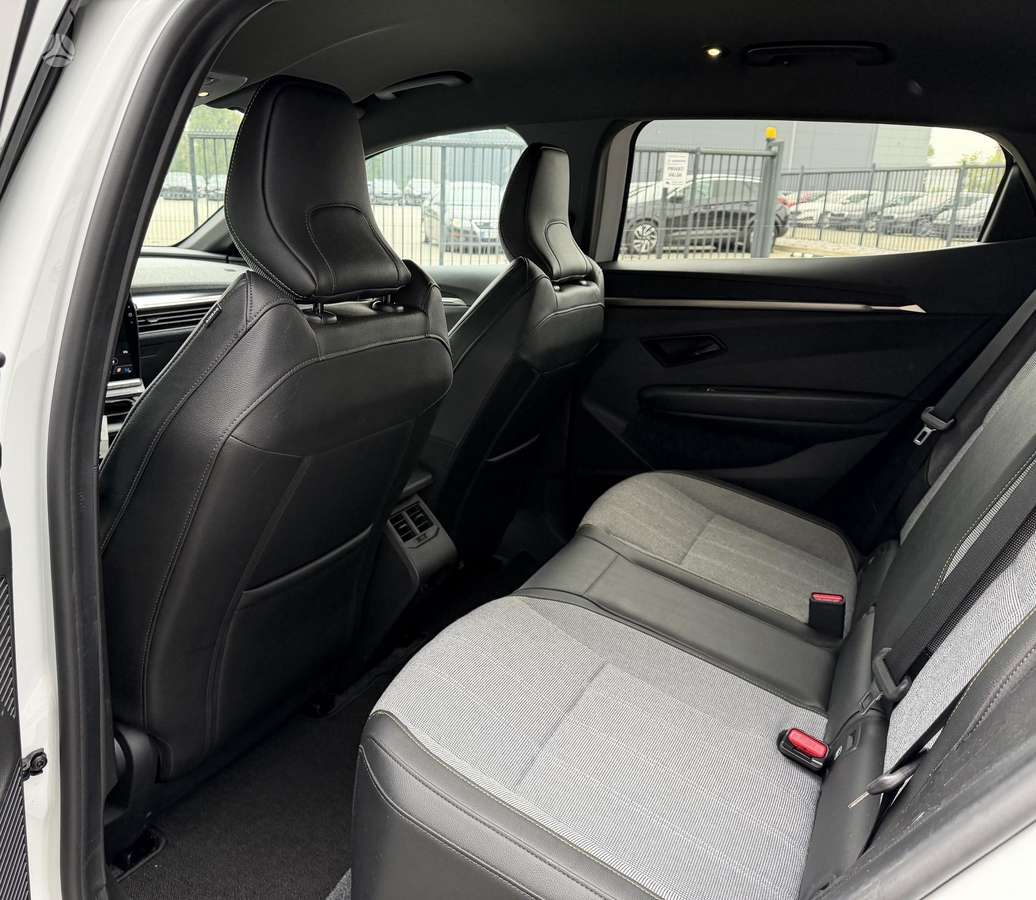 Renault Megane E-Tech, 60 kWh, hatchback