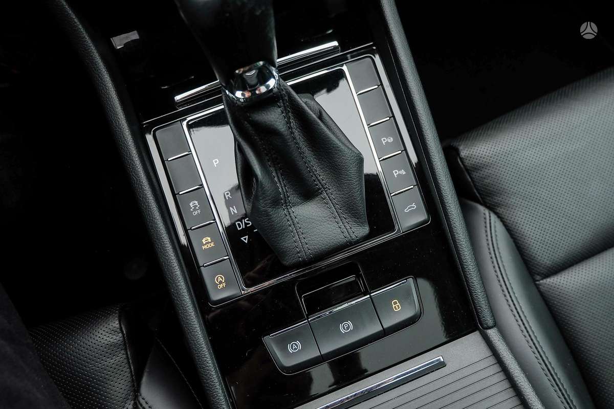 Skoda Superb, 2.0 l., universalas