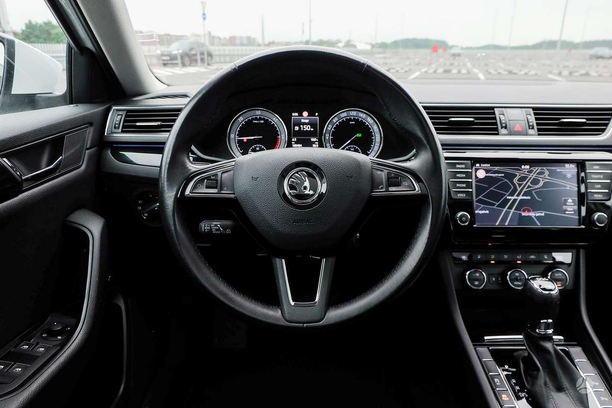 Skoda Superb, 2.0 l., wagon