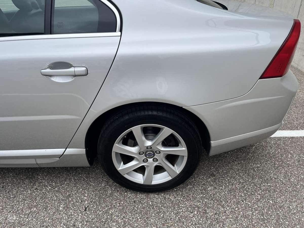 Volvo S80, 2.4 l., Седан