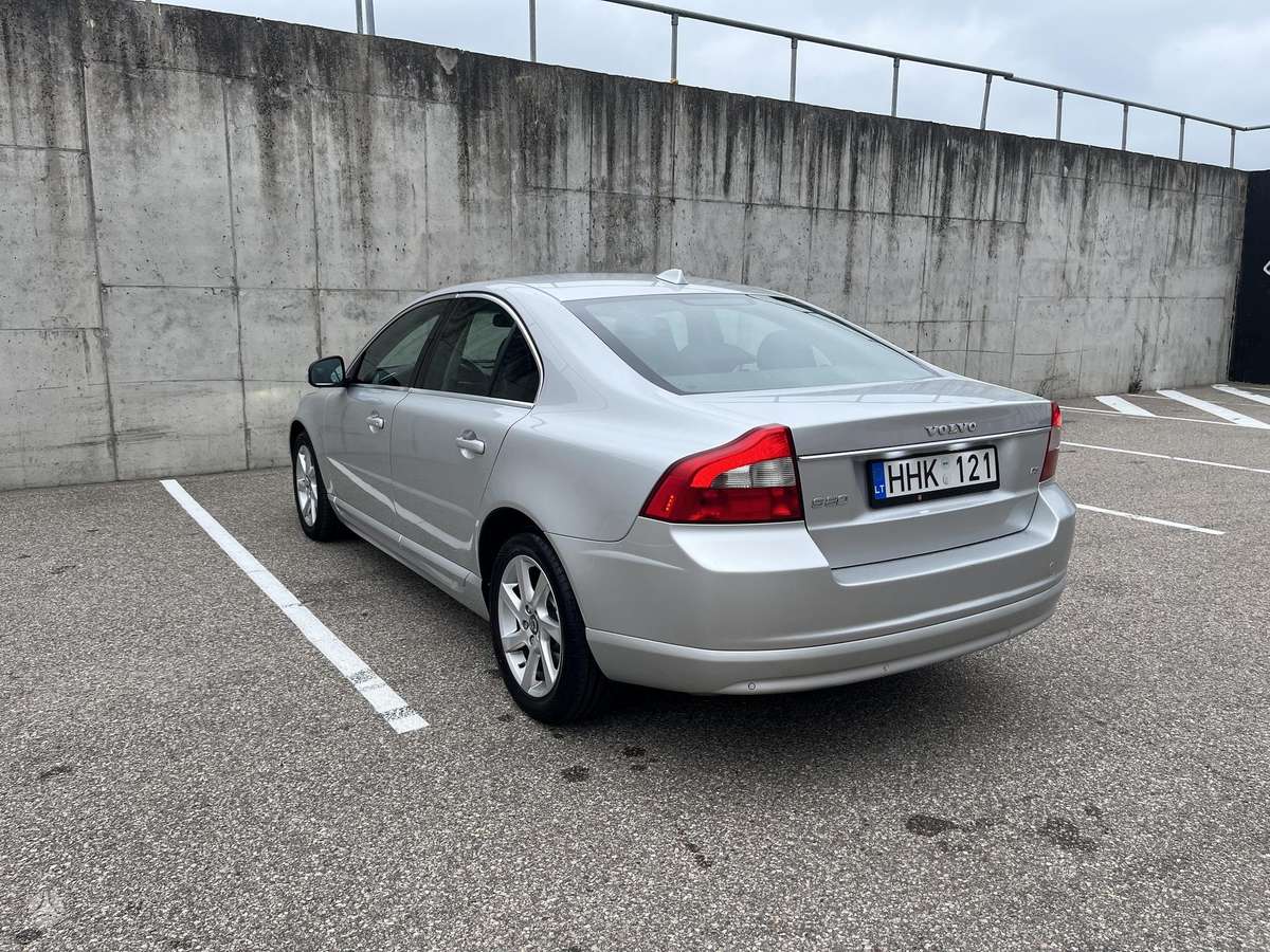 Volvo S80 - 10