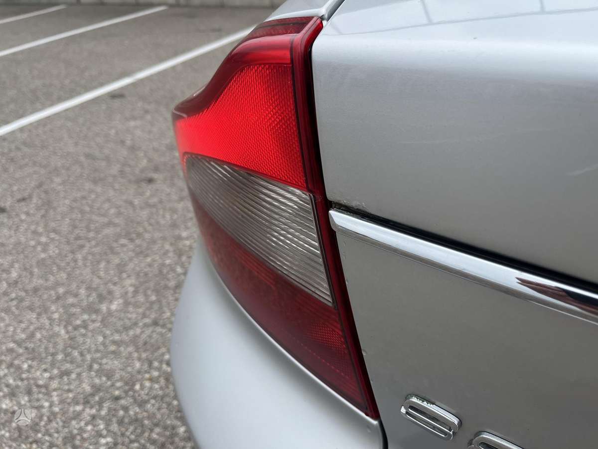 Volvo S80, 2.4 l., Седан